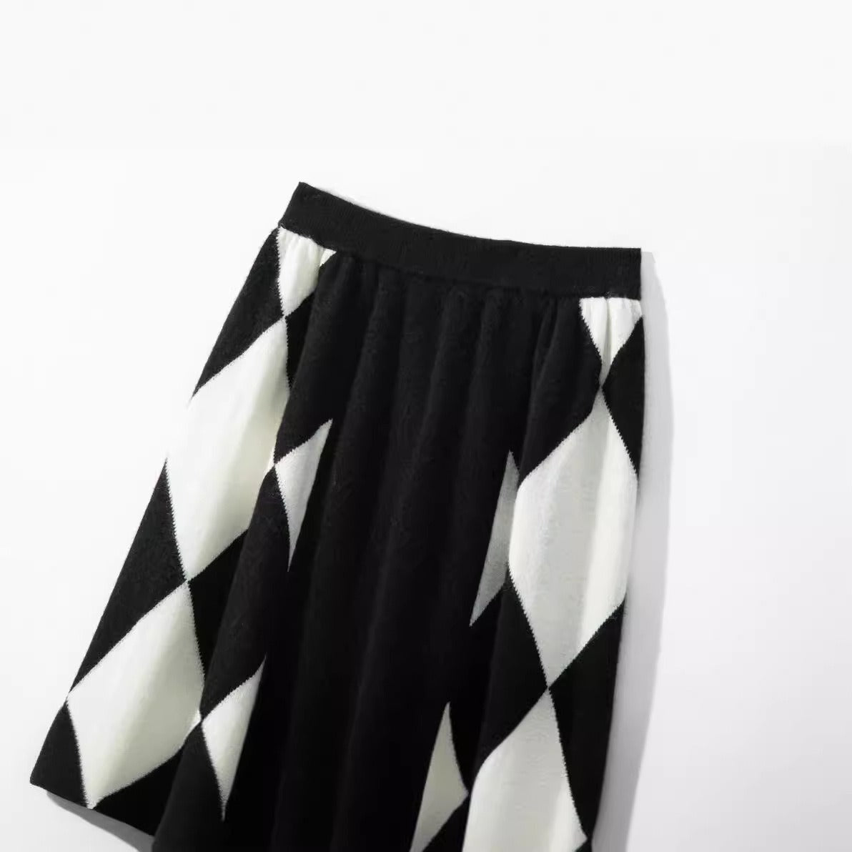 Women's half length skirt with elastic high waisted diamond checkerboard color matching A-line skirt short skirt - LaTezza Online Shop