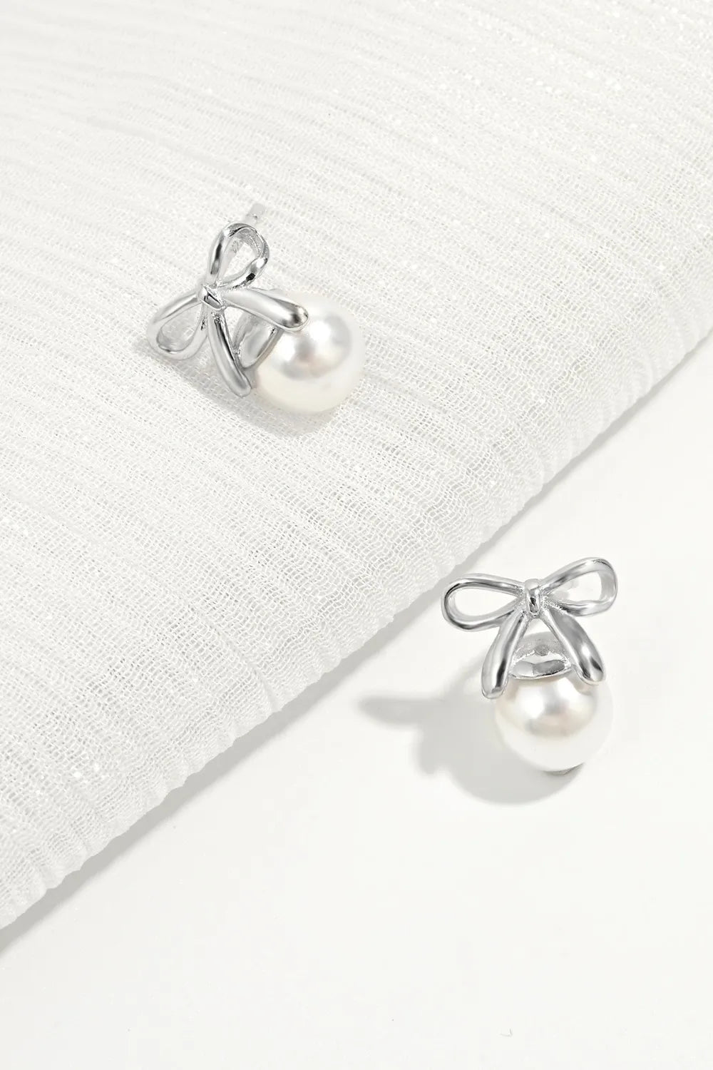 925 Sterling Silver Pearl Bow Earrings - LaTezza Online Shop