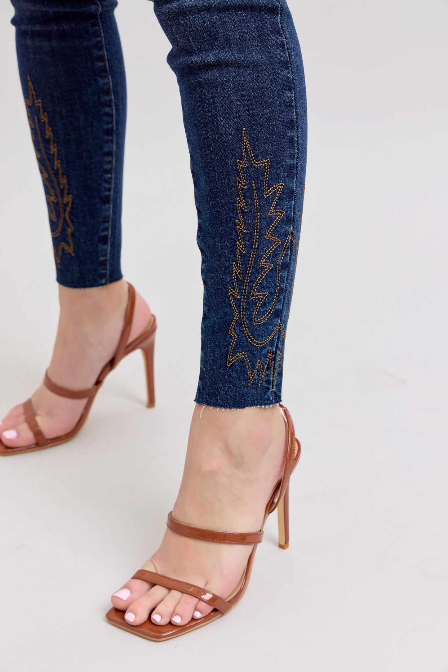 Judy Blue Full Size Embroidered High Rise Skinny Jeans Plus Size - LaTezza Online Shop