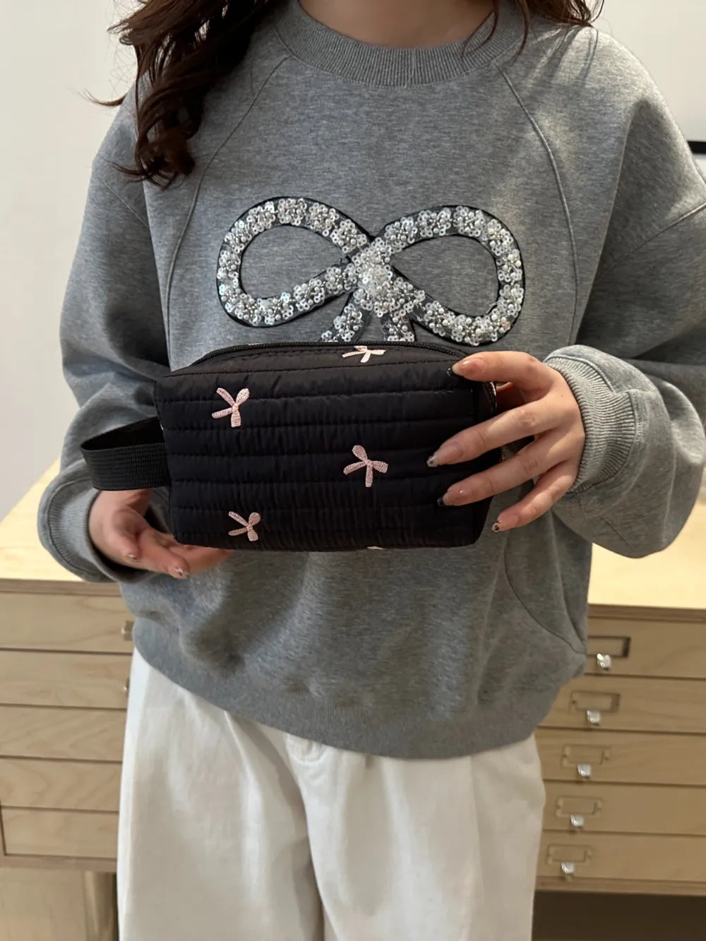 Texture Contrast Bow Wristlet - LaTezza Online Shop
