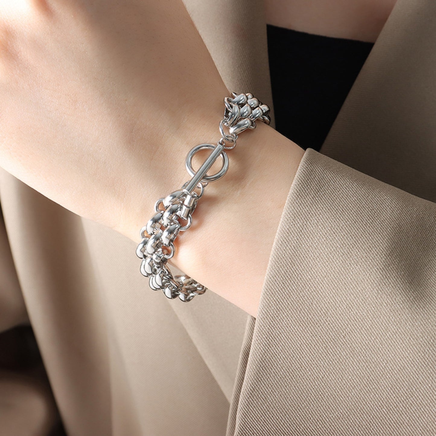 Gold-Plated Toggle Clasp Bracelet - LaTezza Online Shop