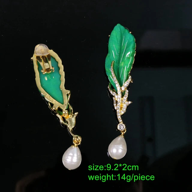 Green Leaves Long Pendant Baroque Style Earrings Pendant Accessories