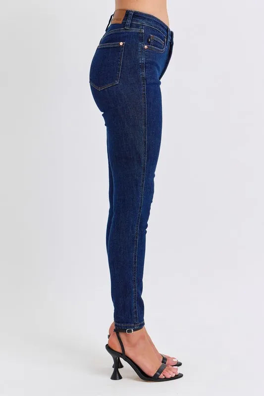 Skinny Jeans Judy Blue Full Size Mid Rise Tummy Control Classic Skinny Jeans Plus Size - LaTezza Online Shop