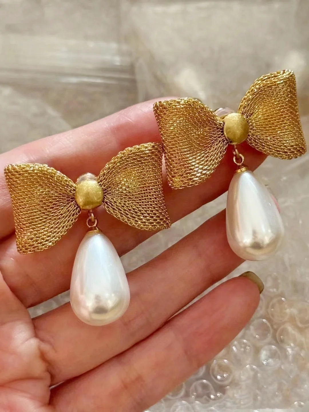 The famous designer's new copper Du true European and American French water drop pearl bow vintage earrings - LaTezza Online Shop