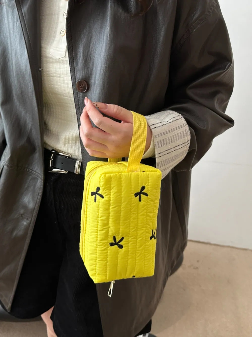 Texture Contrast Bow Wristlet - LaTezza Online Shop