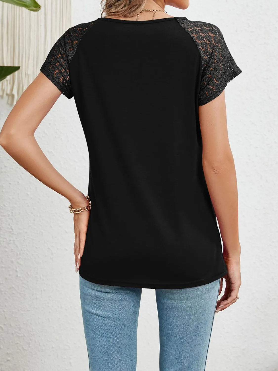 Round Neck Lace Short Sleeve Top - LaTezza Online Shop