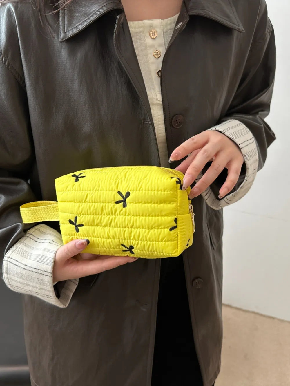 Texture Contrast Bow Wristlet - LaTezza Online Shop