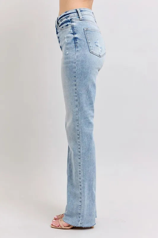 Jeans Judy Blue Full Size Mid Rise Light Wash Dad Jeans Plus Size - LaTezza Online Shop