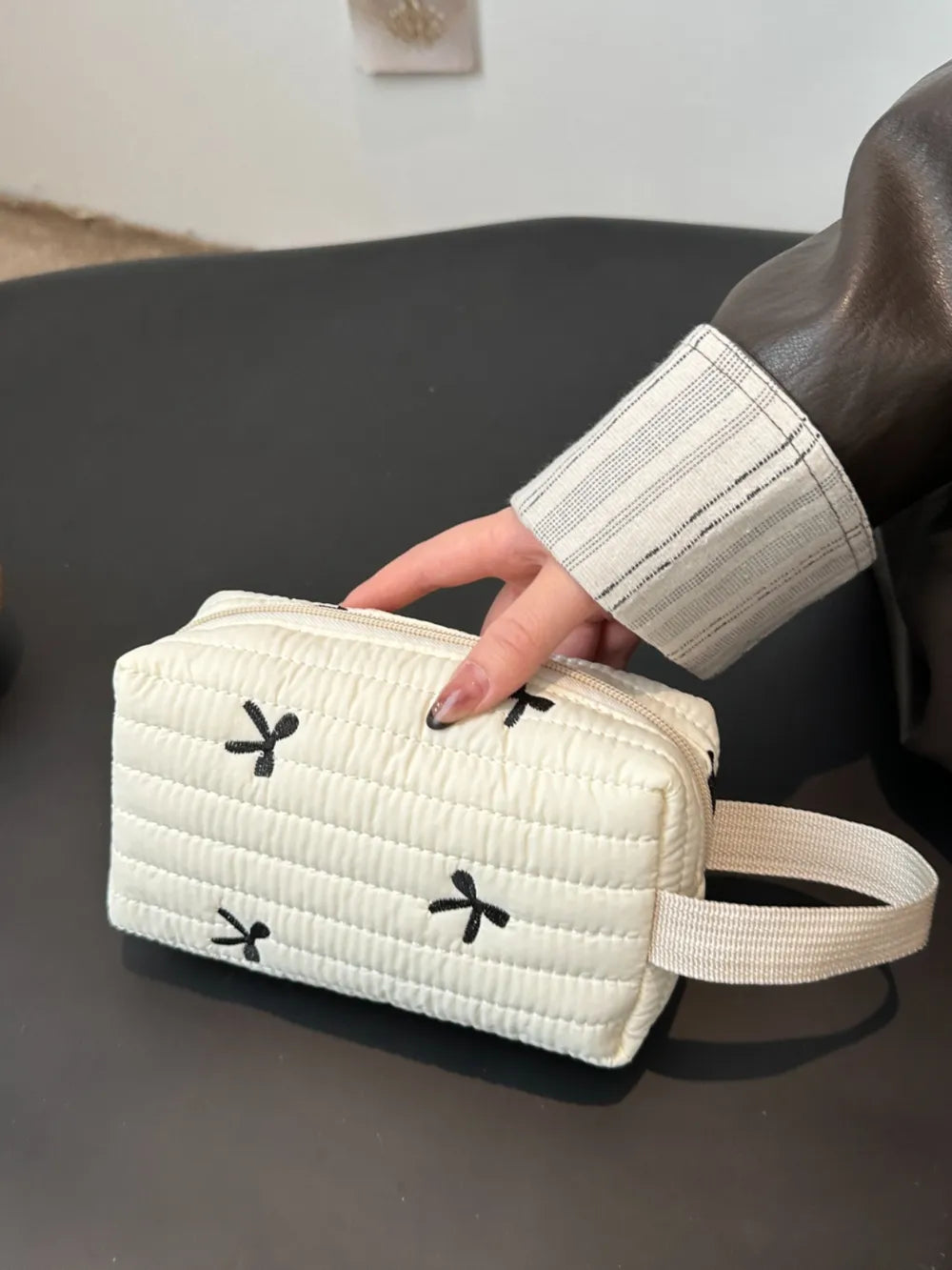 Texture Contrast Bow Wristlet - LaTezza Online Shop