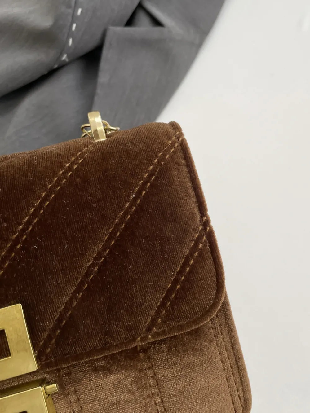 Solid Color Chain Shoulder Bag - LaTezza Online Shop