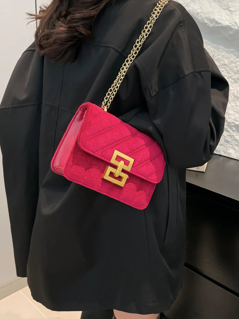 Solid Color Chain Shoulder Bag - LaTezza Online Shop