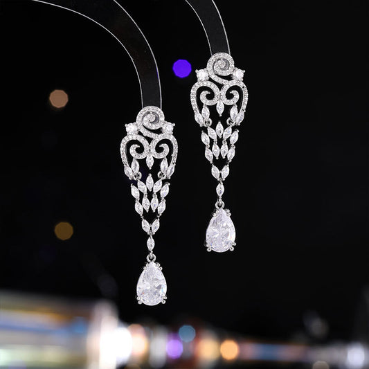 Fashionable earrings with a light luxury and high-end feel, long green water droplet tassel earrings for women - LaTezza Online Shop
