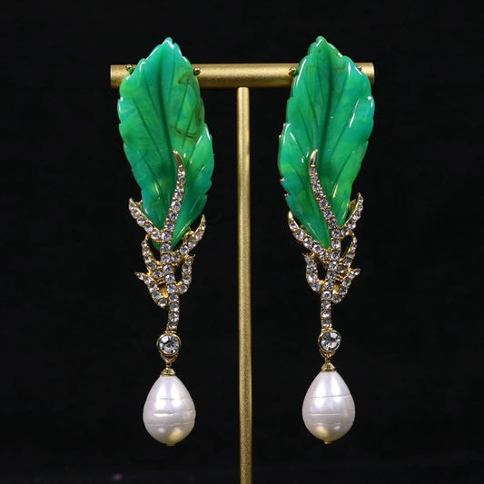Green Leaves Long Pendant Baroque Style Earrings Pendant Accessories 