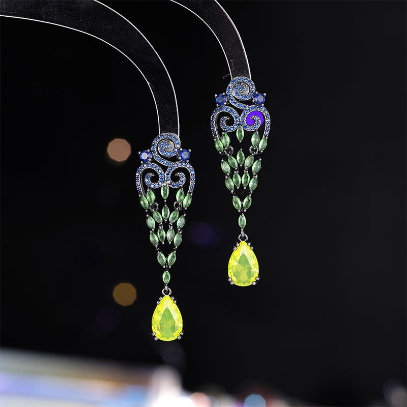 Fashionable earrings with a light luxury and high-end feel, long green water droplet tassel earrings for women - LaTezza Online Shop