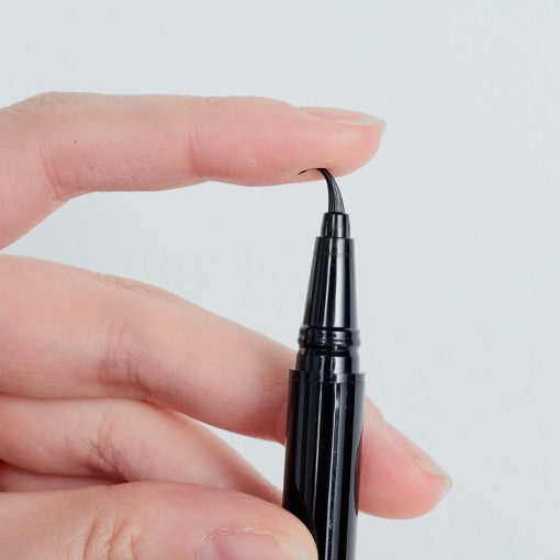 [MACQUEEN New York] Waterproof Tattoo Pen Eyeliner 0.5g (2 Colors) - LaTezza Online Shop